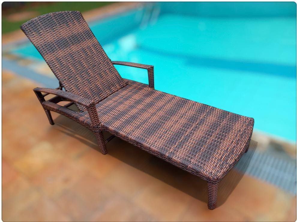 Rattan Poolside Day Bed