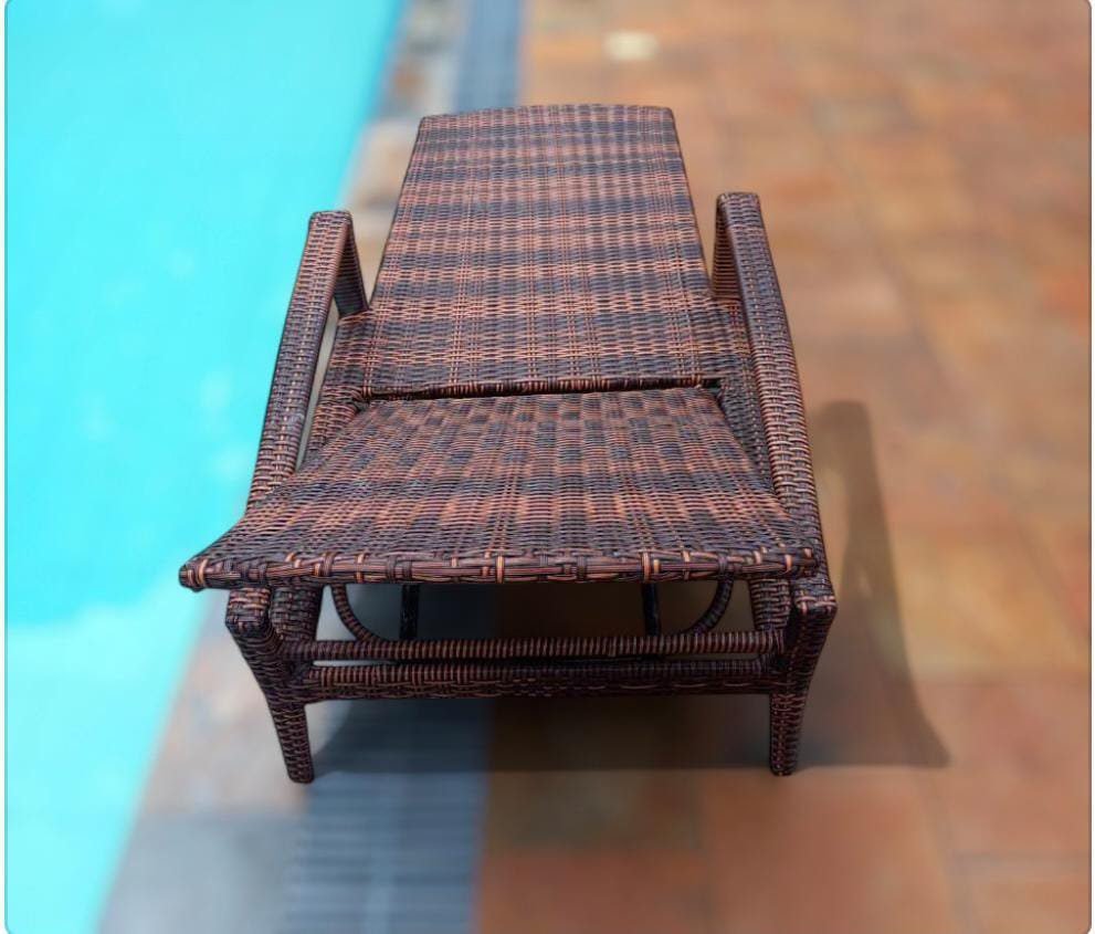 Rattan Poolside Day Bed - Image 4