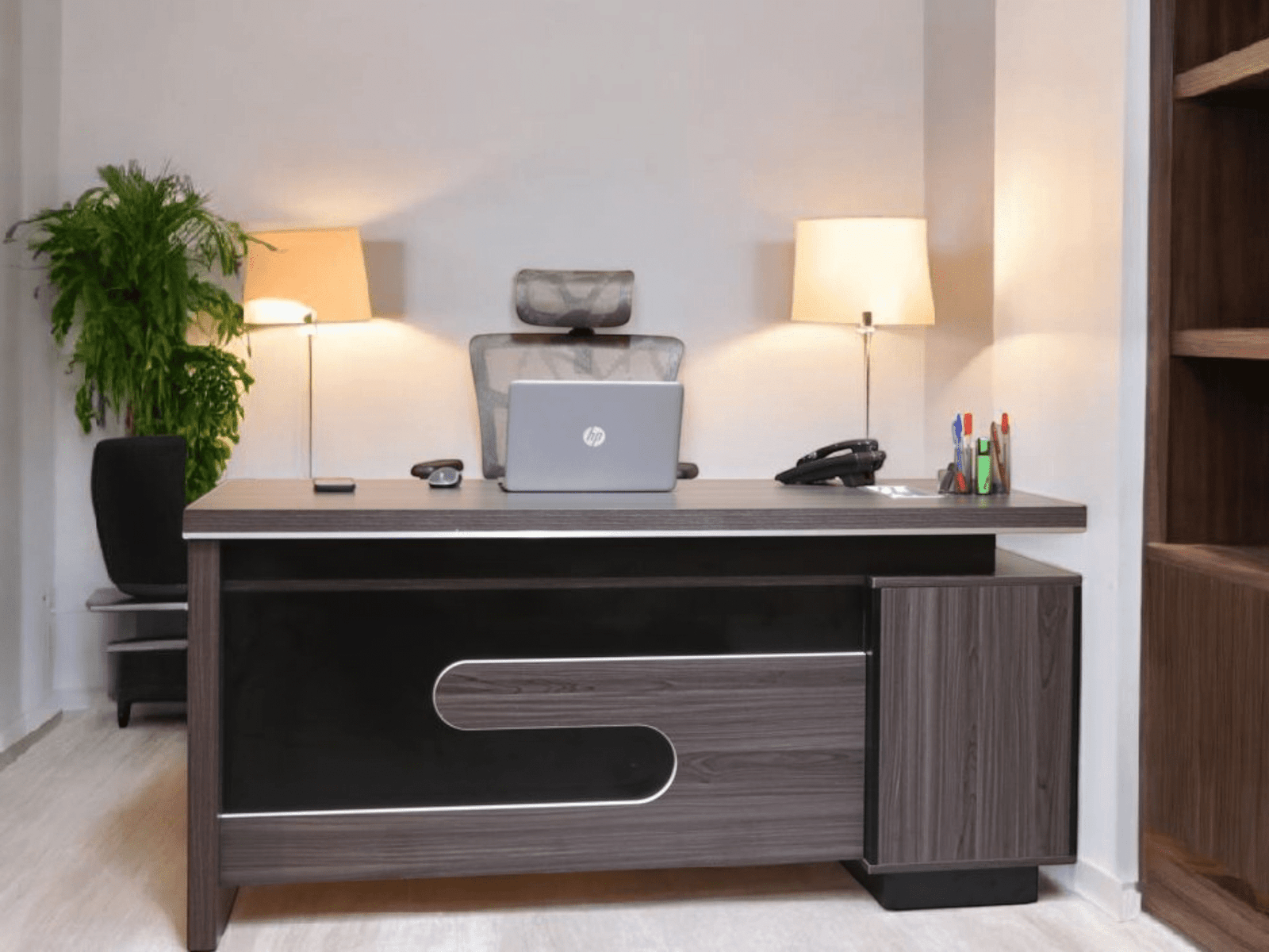 Desmo-1.6m- Executive Desk - Image 2