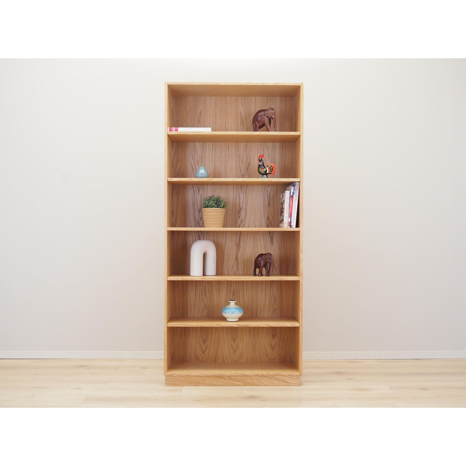 Desny Beach Bookcase - Image 6