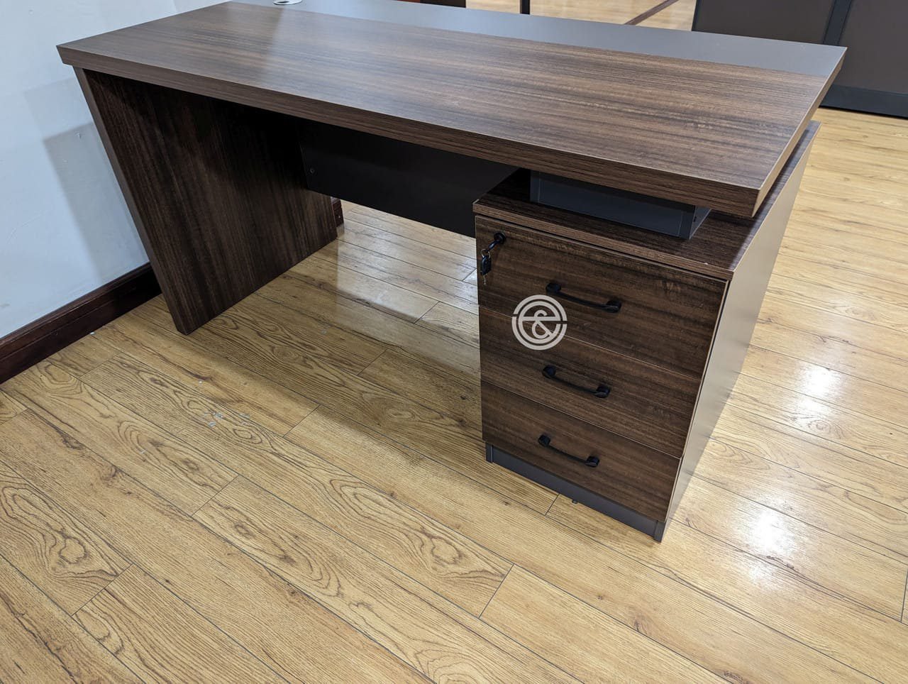 Clerical Home Office Desk 1.4m - Image 4