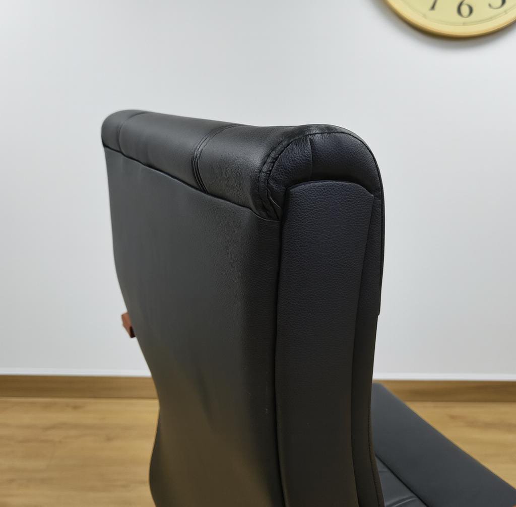 Lama Visitor Chair - Image 7